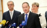 Vláda chce přidat krajům, na obce a města ale schválně zapomíná Vláda chce přidat krajům, na obce a města ale schválně zapomíná